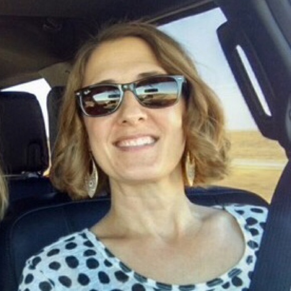 Meet your Posher, Molly - Picture 1 of 1